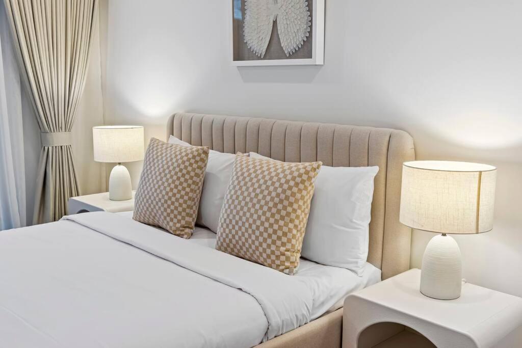 Apartment Luxury Penthouse 3 Bedrooms In Neutral Bay