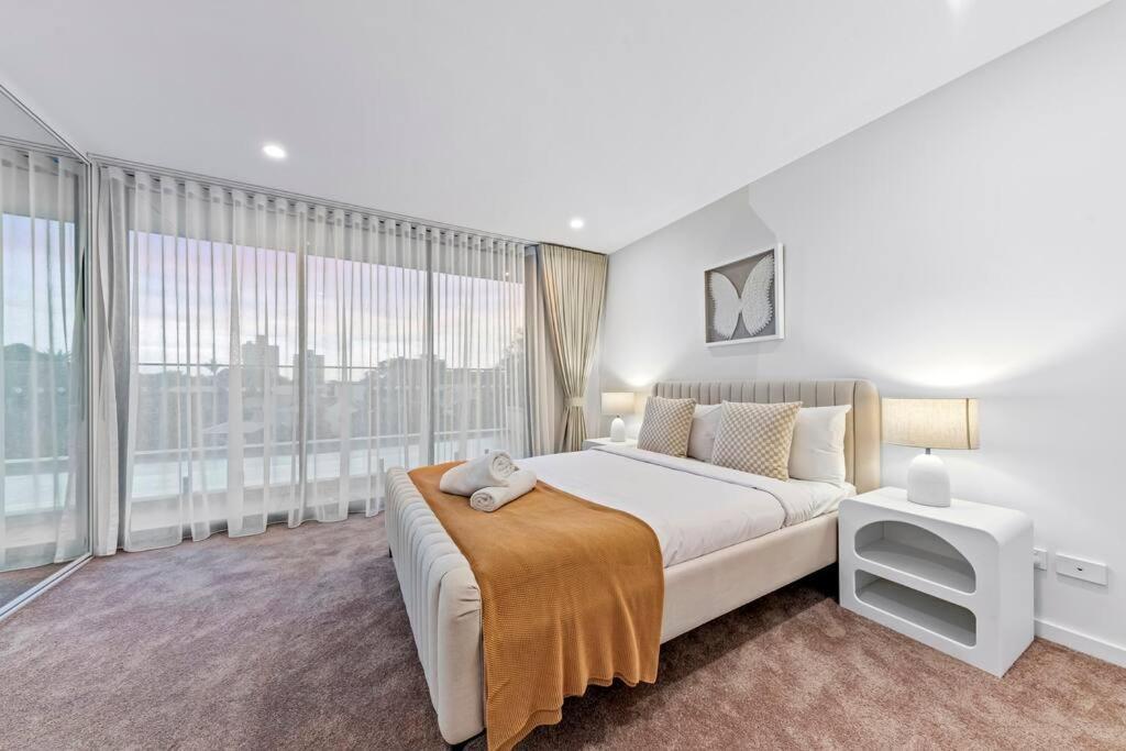 Luxury Penthouse 3 Bedrooms In Neutral Bay Apartment