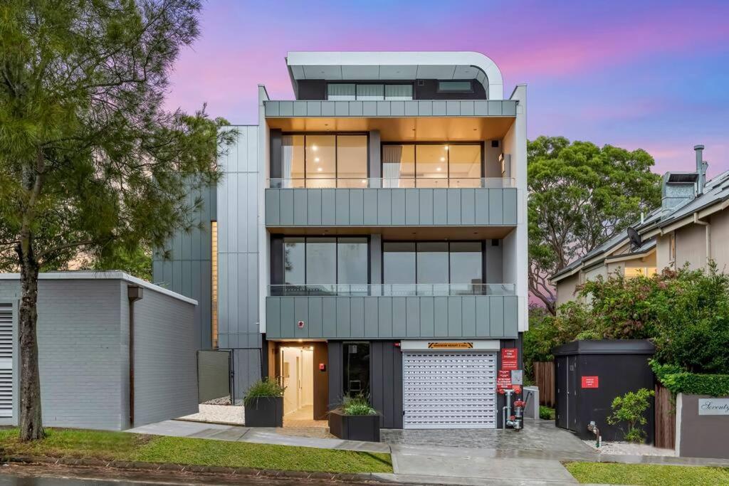 Luxury Penthouse 3 Bedrooms In Neutral Bay Sydney