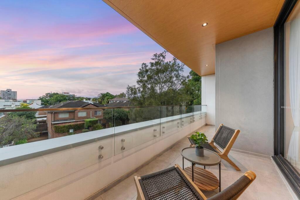 Luxury Penthouse 3 Bedrooms In Neutral Bay Apartment